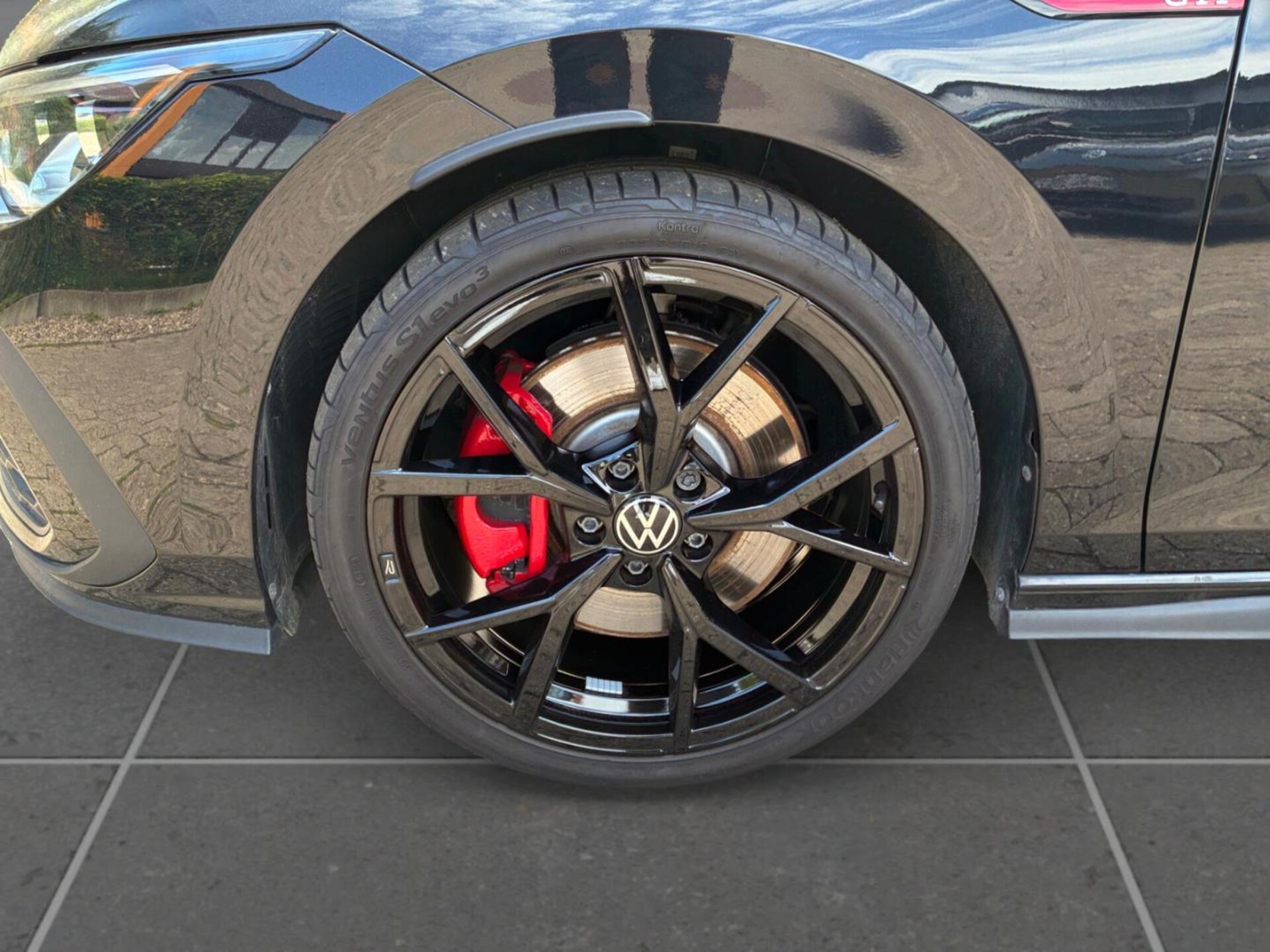 Volkswagen Golf GTI