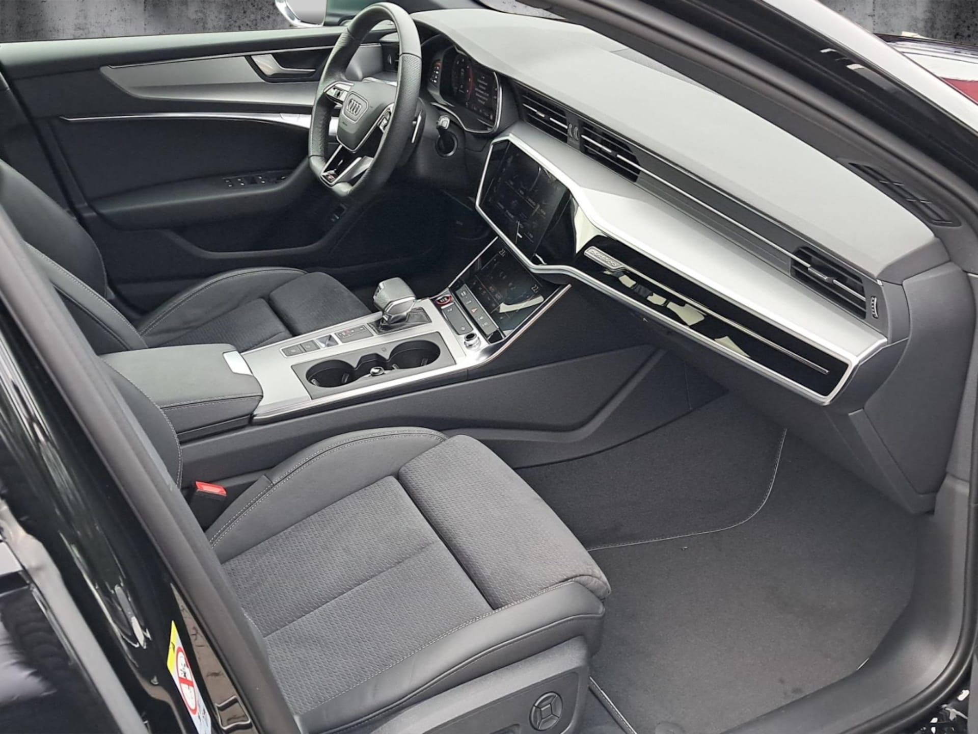 Audi S6 Avant