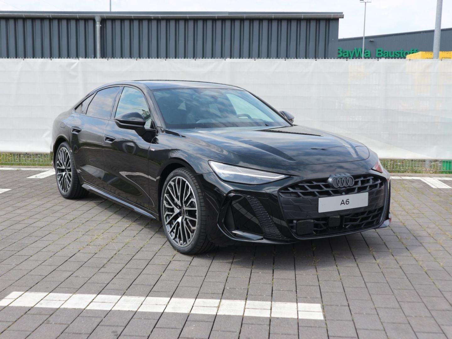 Bild über Audi A6 Limousine TFSI quattro 270 kW S tronic - für weitere Informationen kontaktieren Sie den Audi Partner