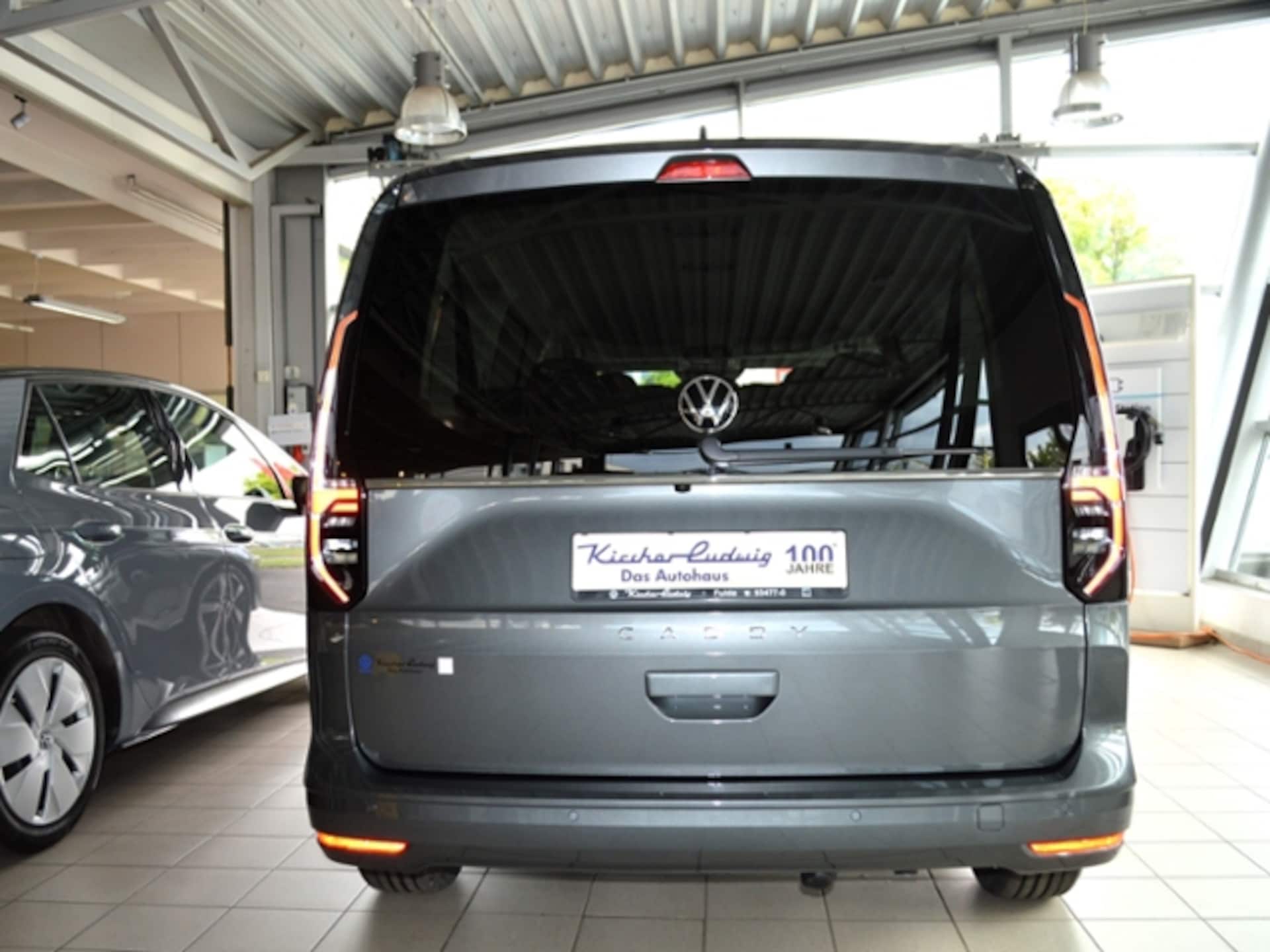 Volkswagen Caddy Maxi Style