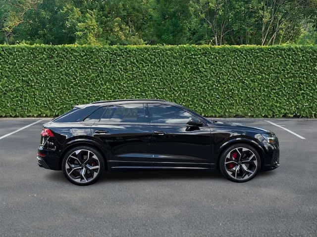 2023 Audi RS Q8