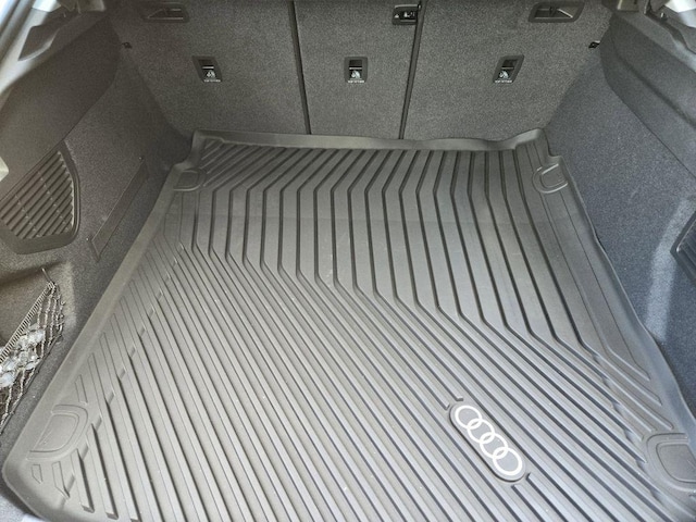 Photo 37