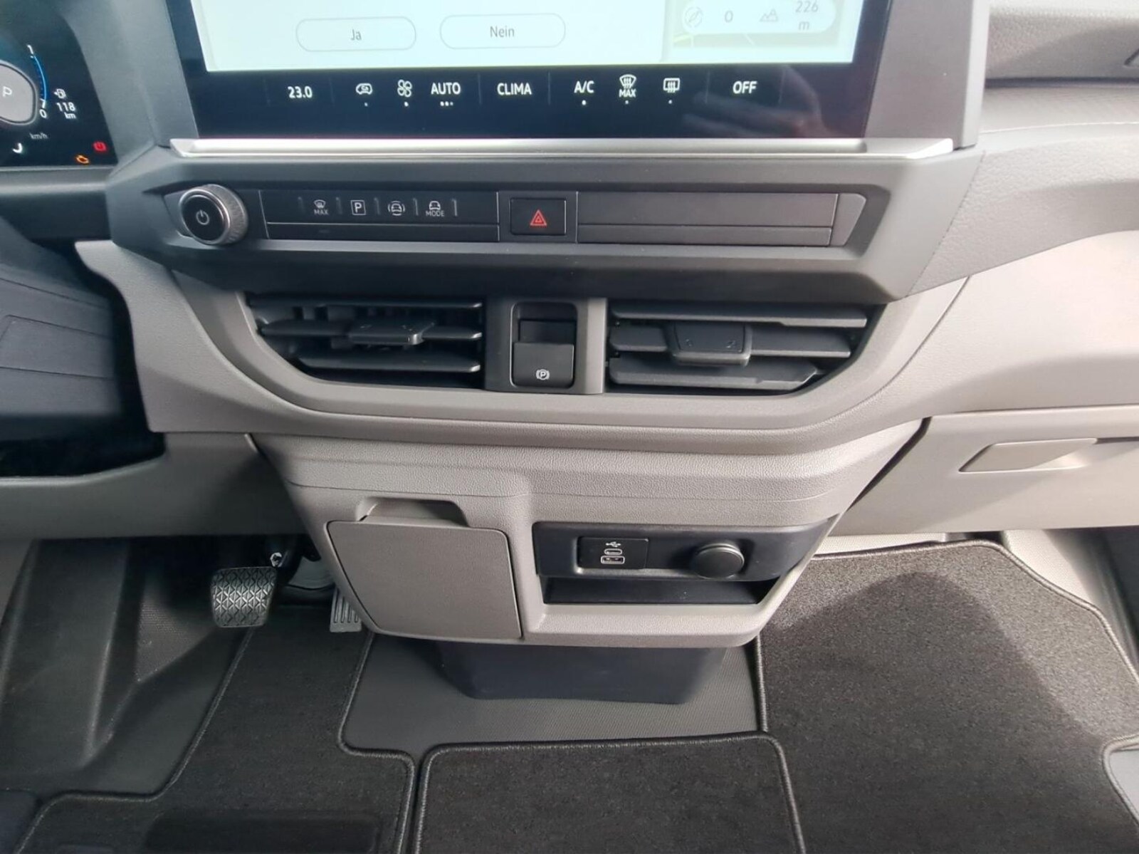 Volkswagen Transporter Kasten kurzer Radstand – Bild 7