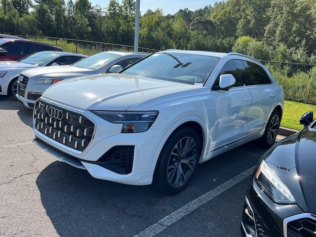 2025 Audi Q8