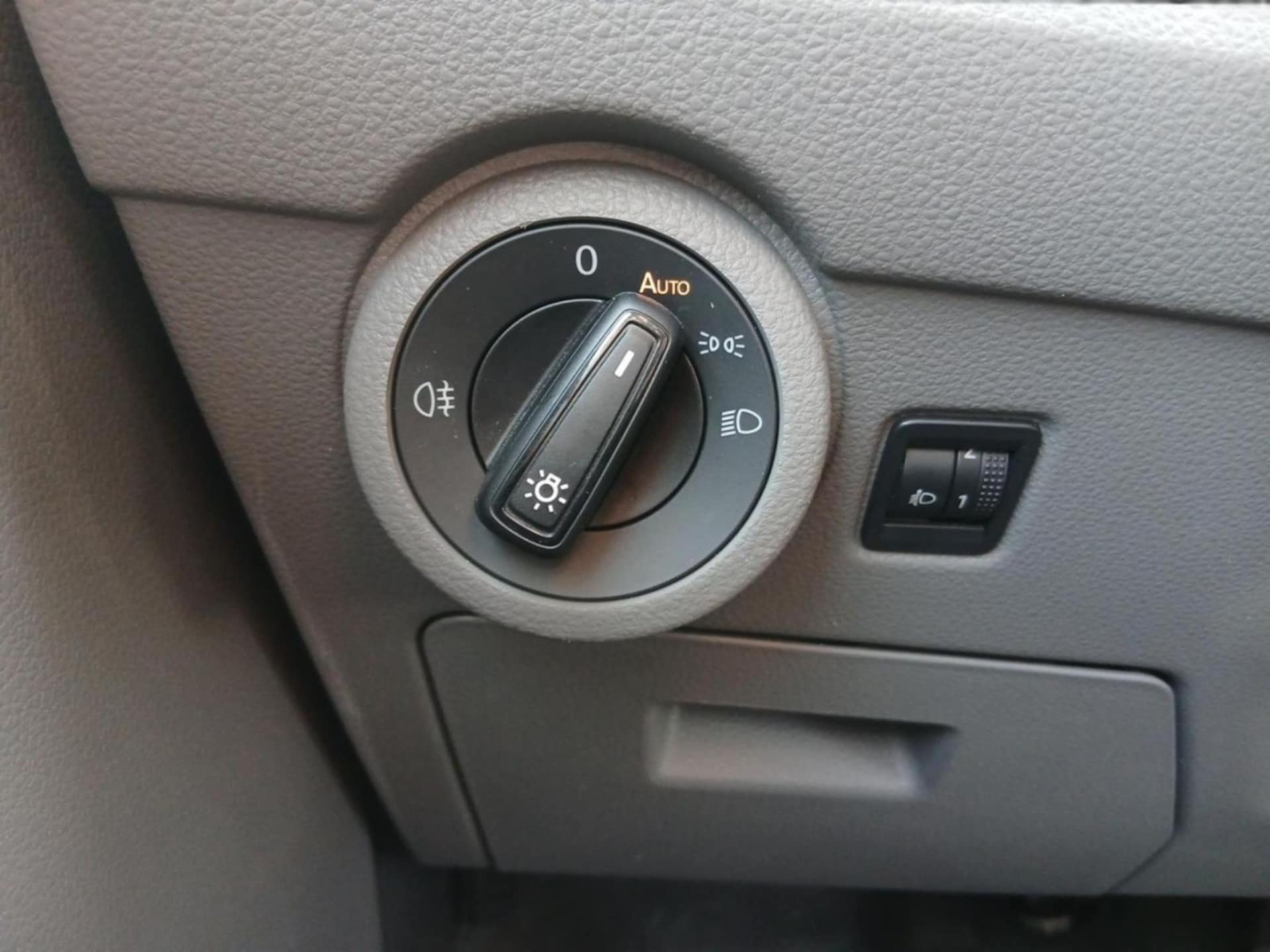 Volkswagen T6.1 Transporter Kombi kurzer Radstand