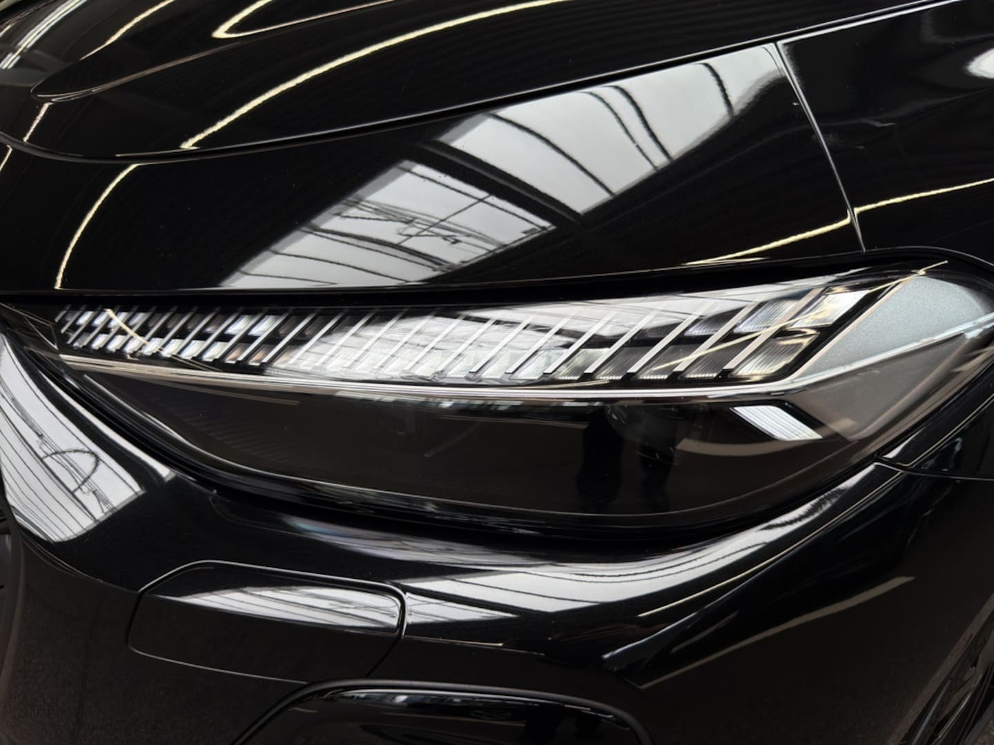 Bild über Audi S5 Limousine TFSI 270 kW S tronic - für weitere Informationen kontaktieren Sie den Audi Partner