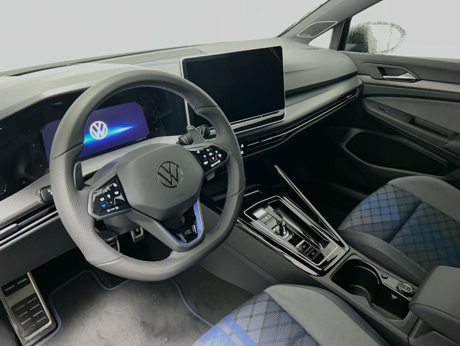 Volkswagen Golf Variant R