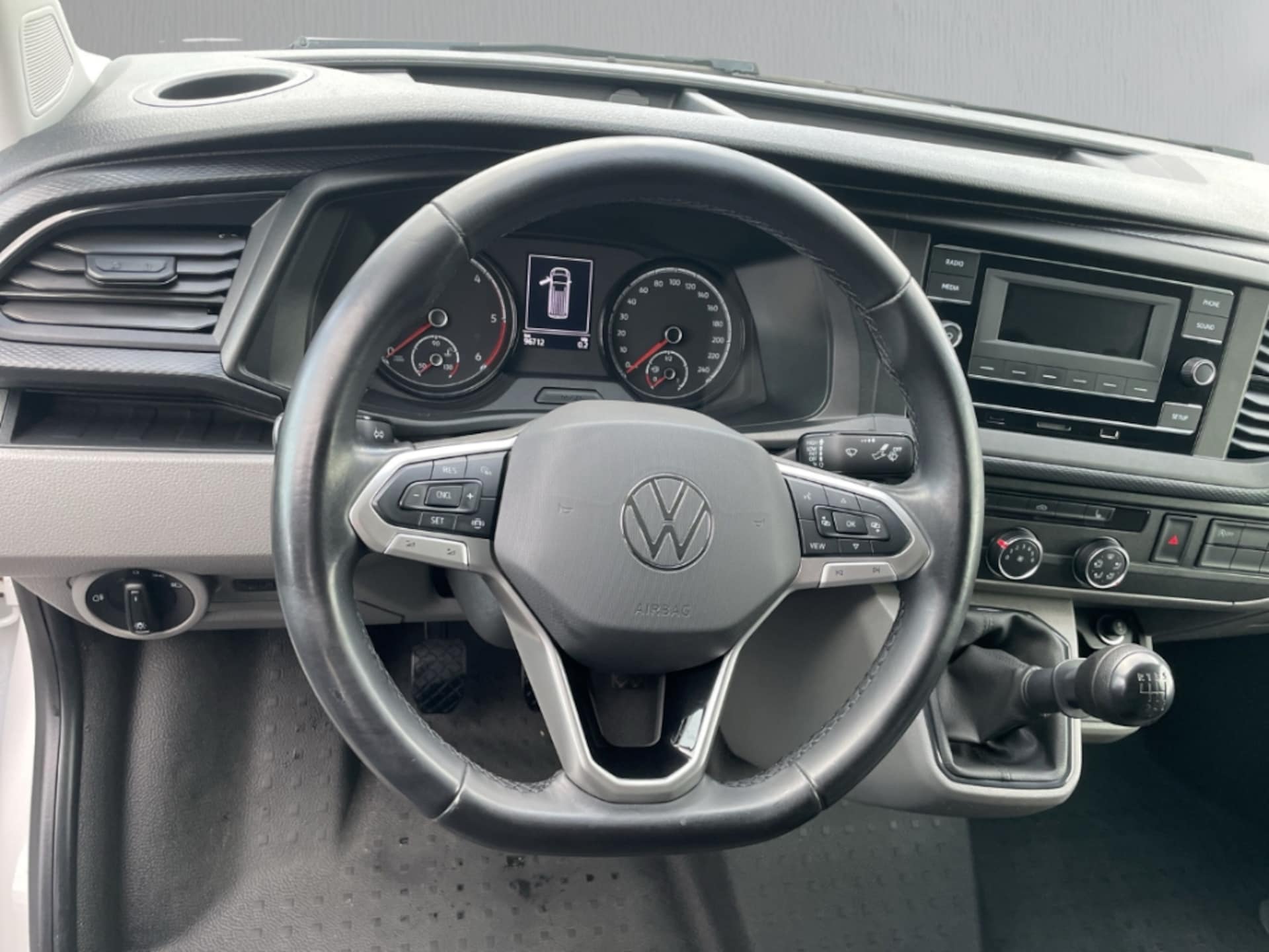 Volkswagen T6.1 Transporter Kasten langer Radstand