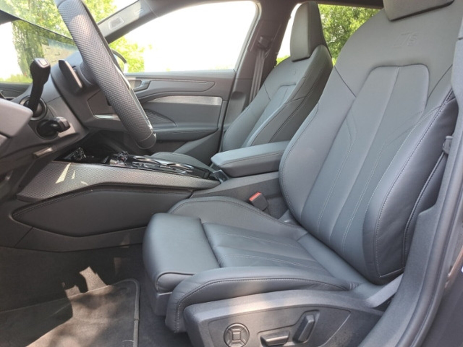 Audi A6 Avant edition one
