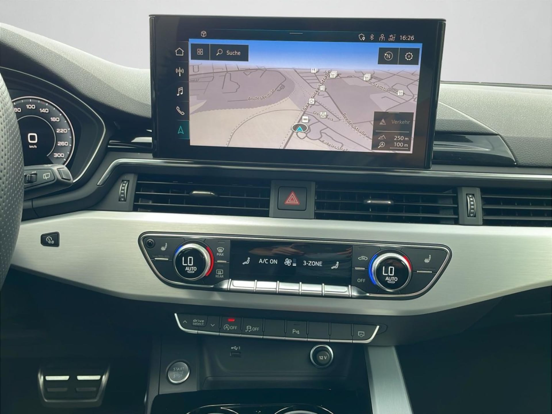 Audi A4 Avant S line