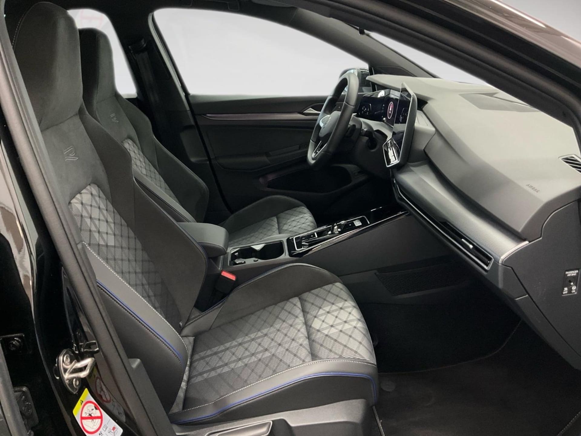 Volkswagen Golf Variant R-Line