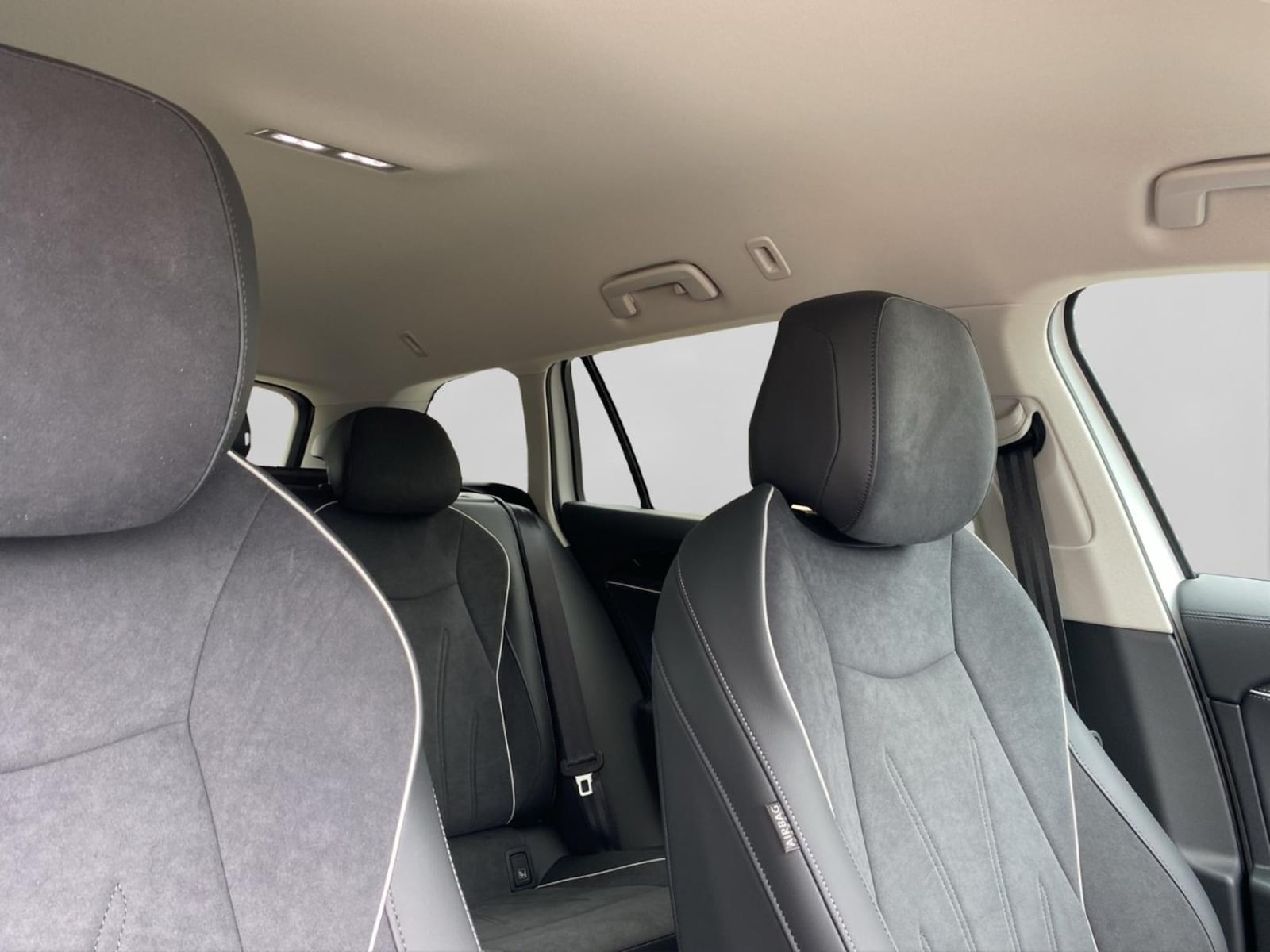 Volkswagen Passat – Bild 18