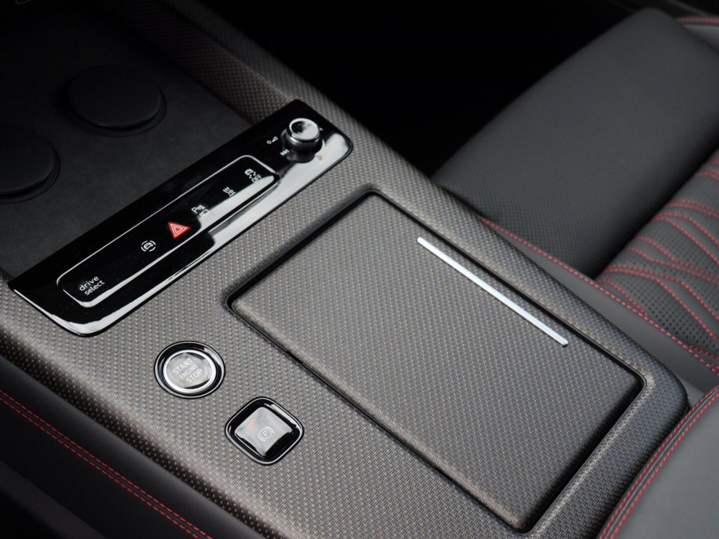 Bild über Audi Q7 SUV TDI quattro 220 kW tiptronic - für weitere Informationen kontaktieren Sie den Audi Partner