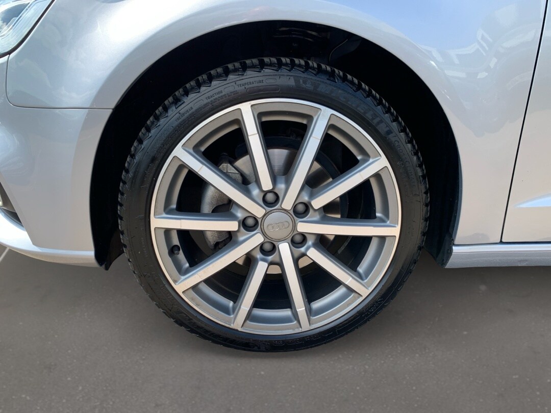 Image about Audi A3 Sportback Design Luxe 35 TFSI 110 kW (150 ch) S tronic