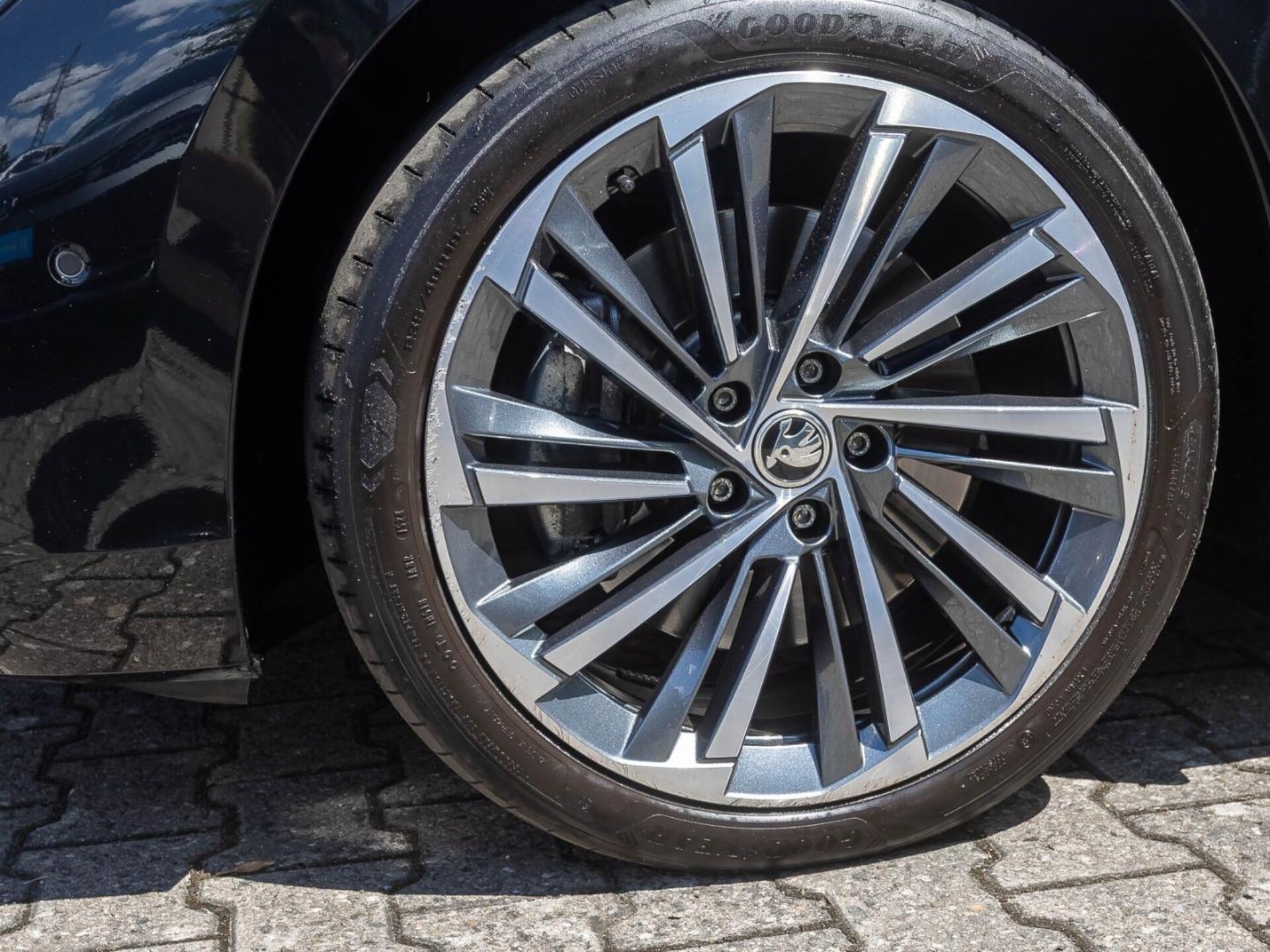 Skoda Superb Combi Laurin & Klement