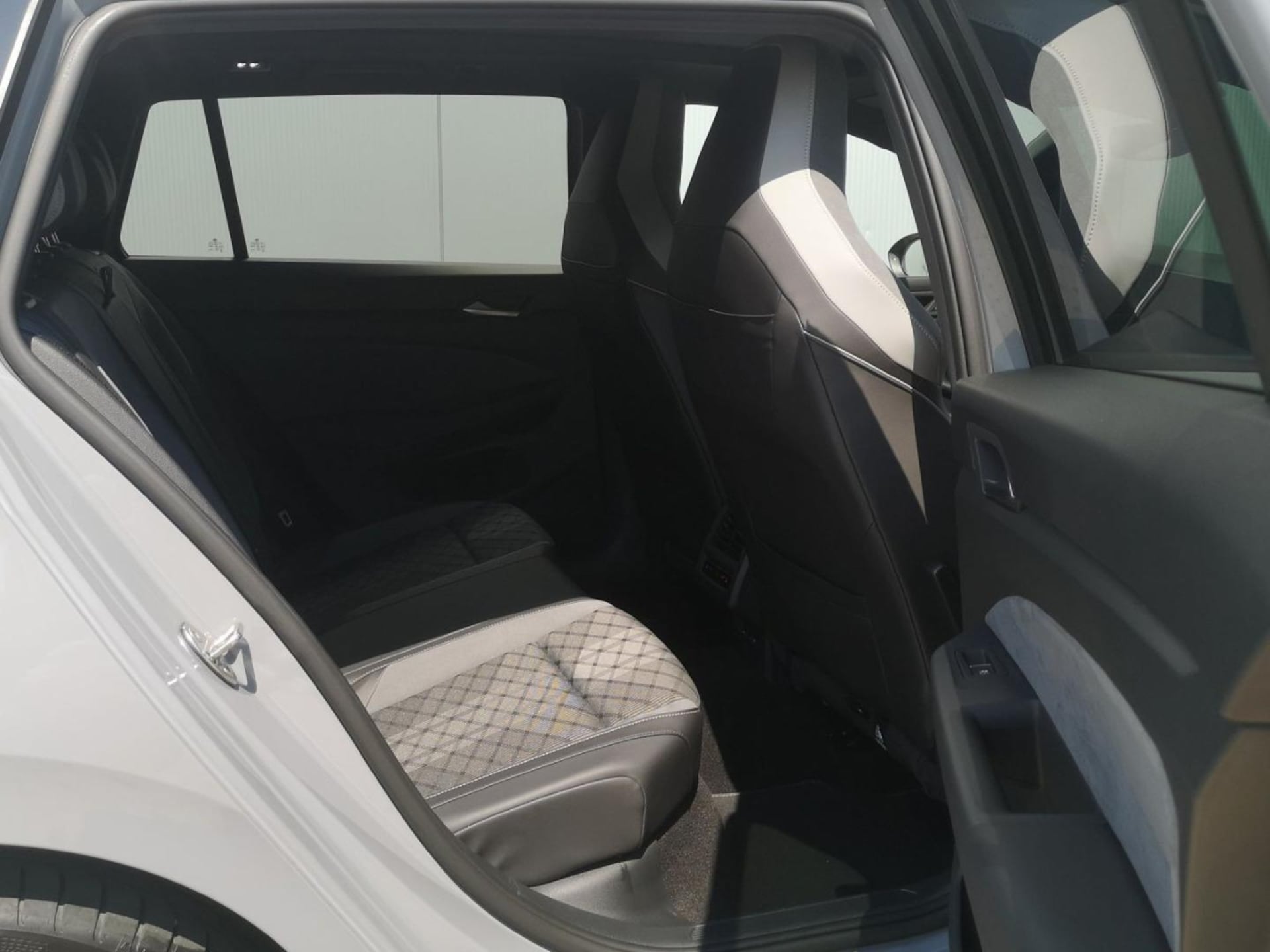 Volkswagen Golf Variant R-Line