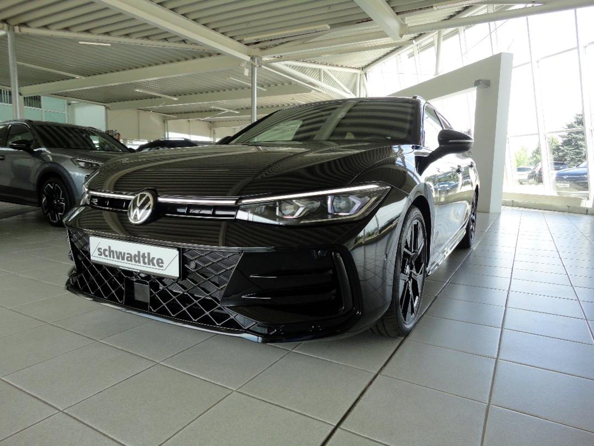 Volkswagen Passat Variant R-Line Edition
