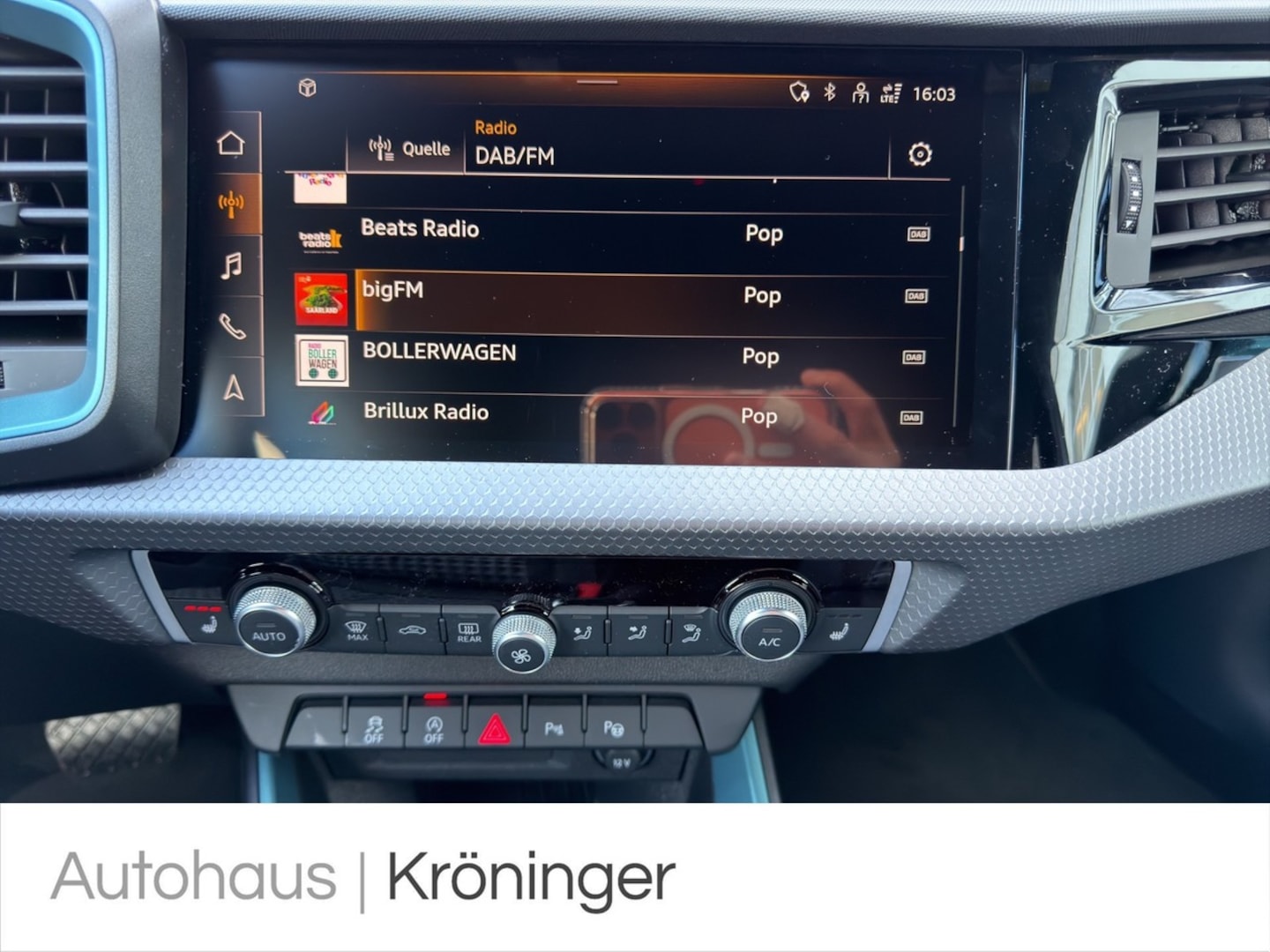 Bild über Audi A1 Sportback advanced 30 TFSI S tronic - für weitere Informationen kontaktieren Sie den Audi Partner