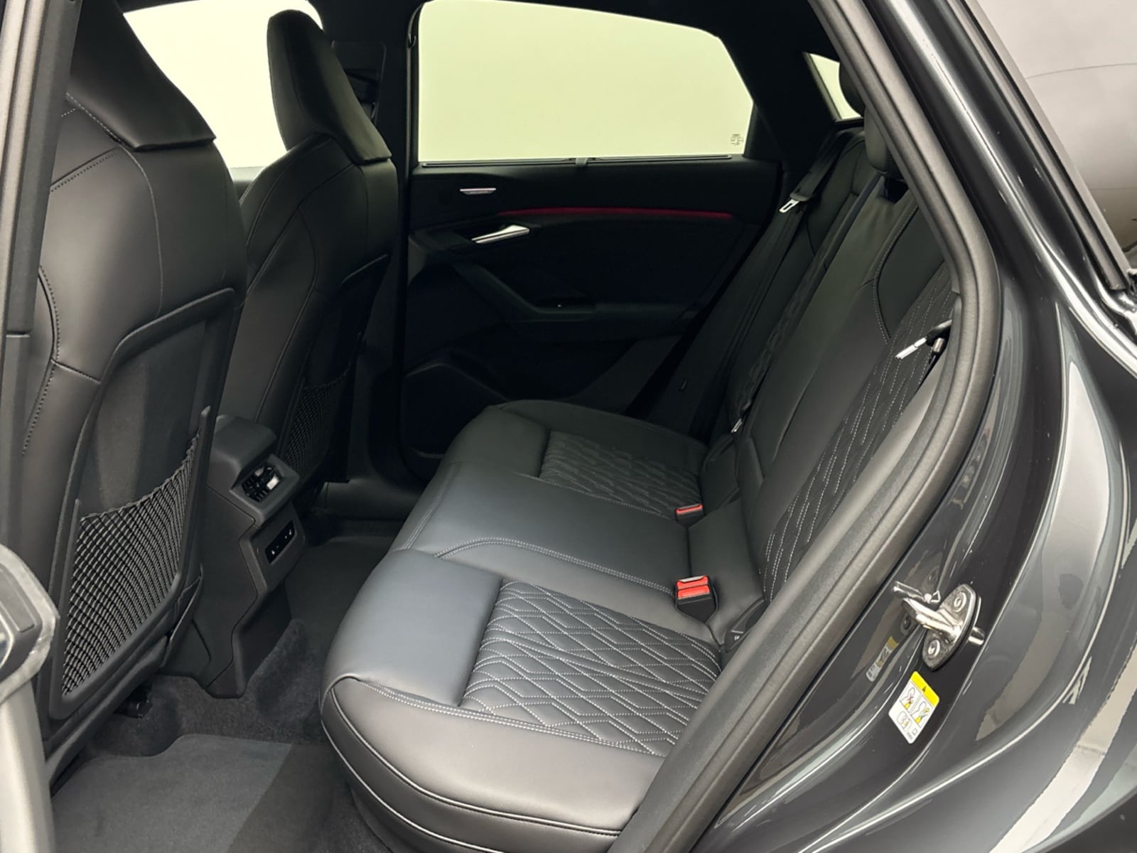Audi Q6 Sportback e-tron – Bild 11