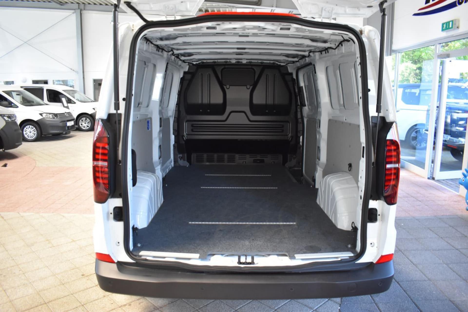 Volkswagen Transporter Kasten langer Radstand