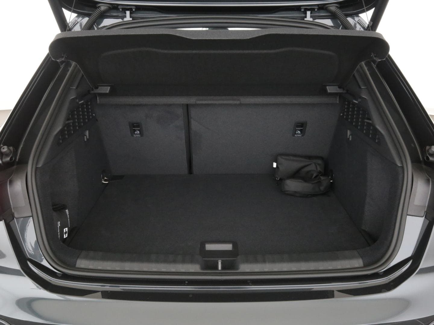 Bild über Audi A3 allstreet TFSI e 40 TFSI e S tronic - für weitere Informationen kontaktieren Sie den Audi Partner
