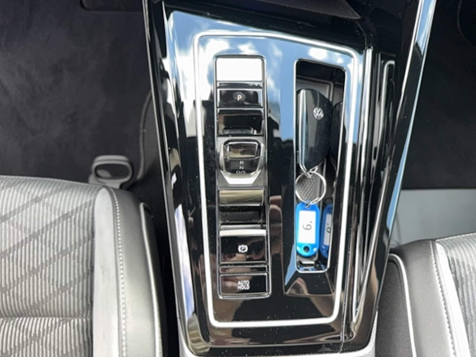 Volkswagen Golf Variant R-Line