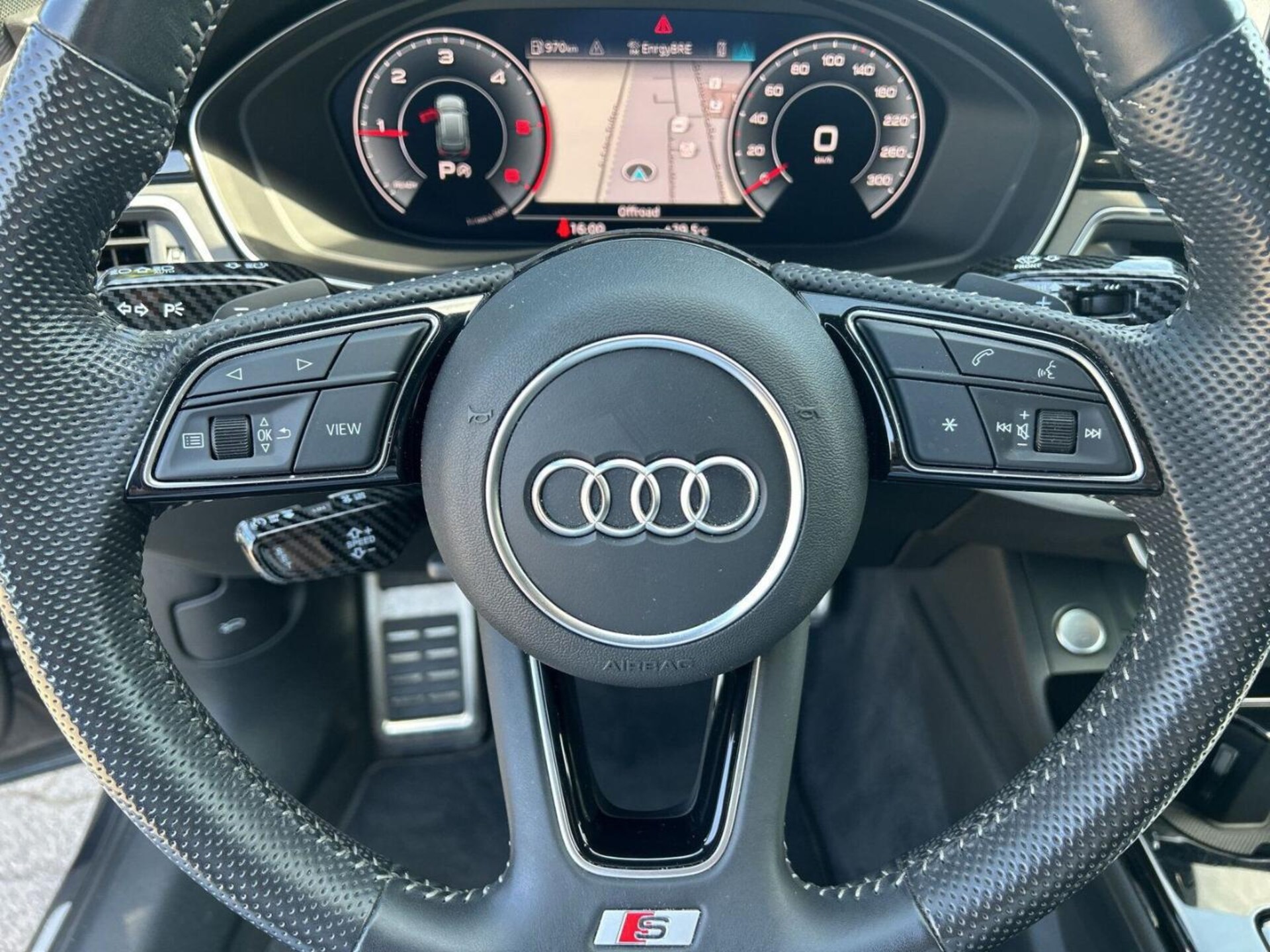 Audi A4 Avant S line