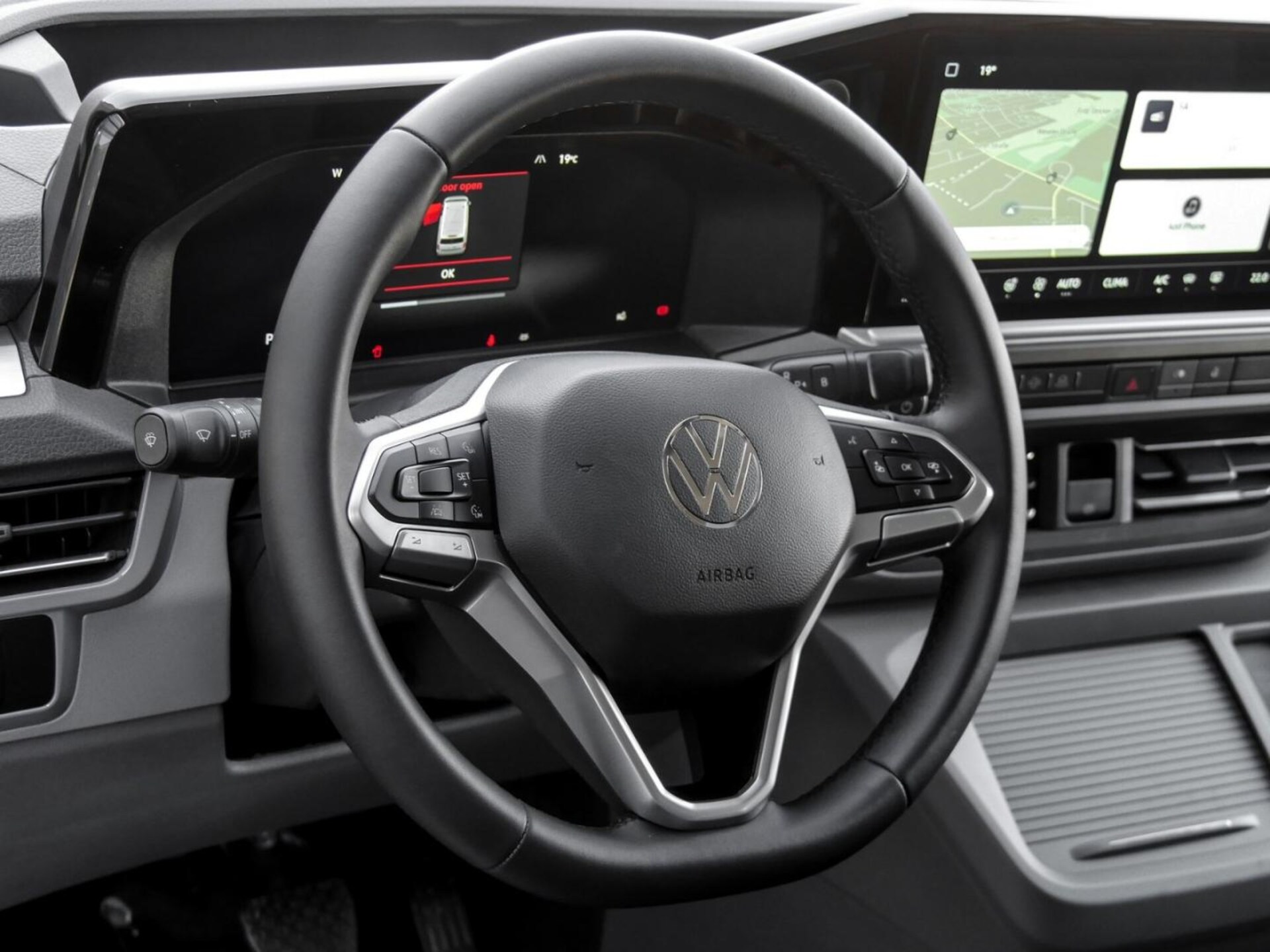 Volkswagen e-Caravelle Life