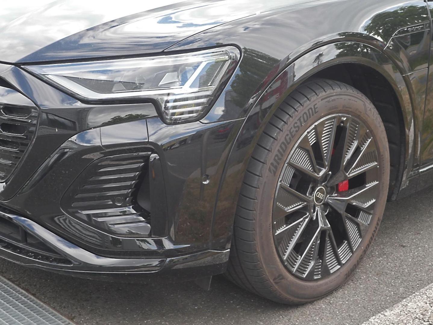 Image about Audi Q8 Sportback e-tron S line 55 e-tron quattro