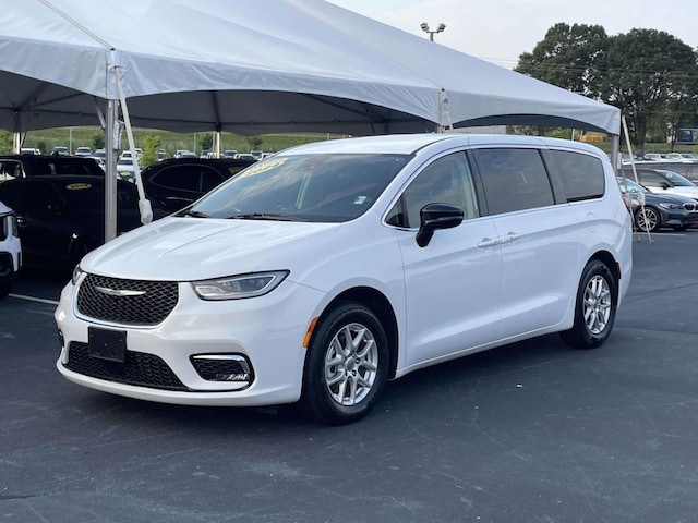 2024 Chrysler Pacifica