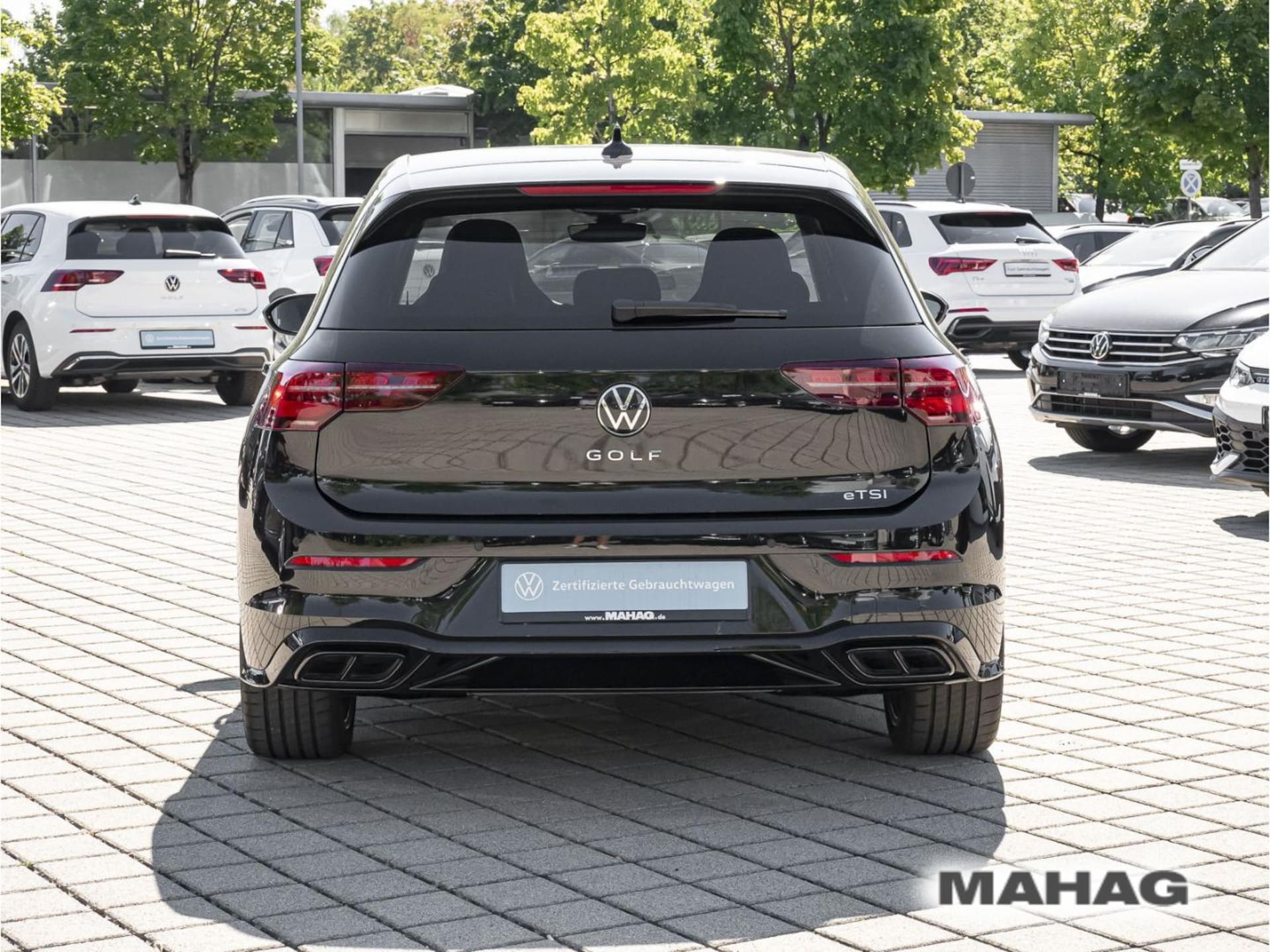 Volkswagen Golf R-Line