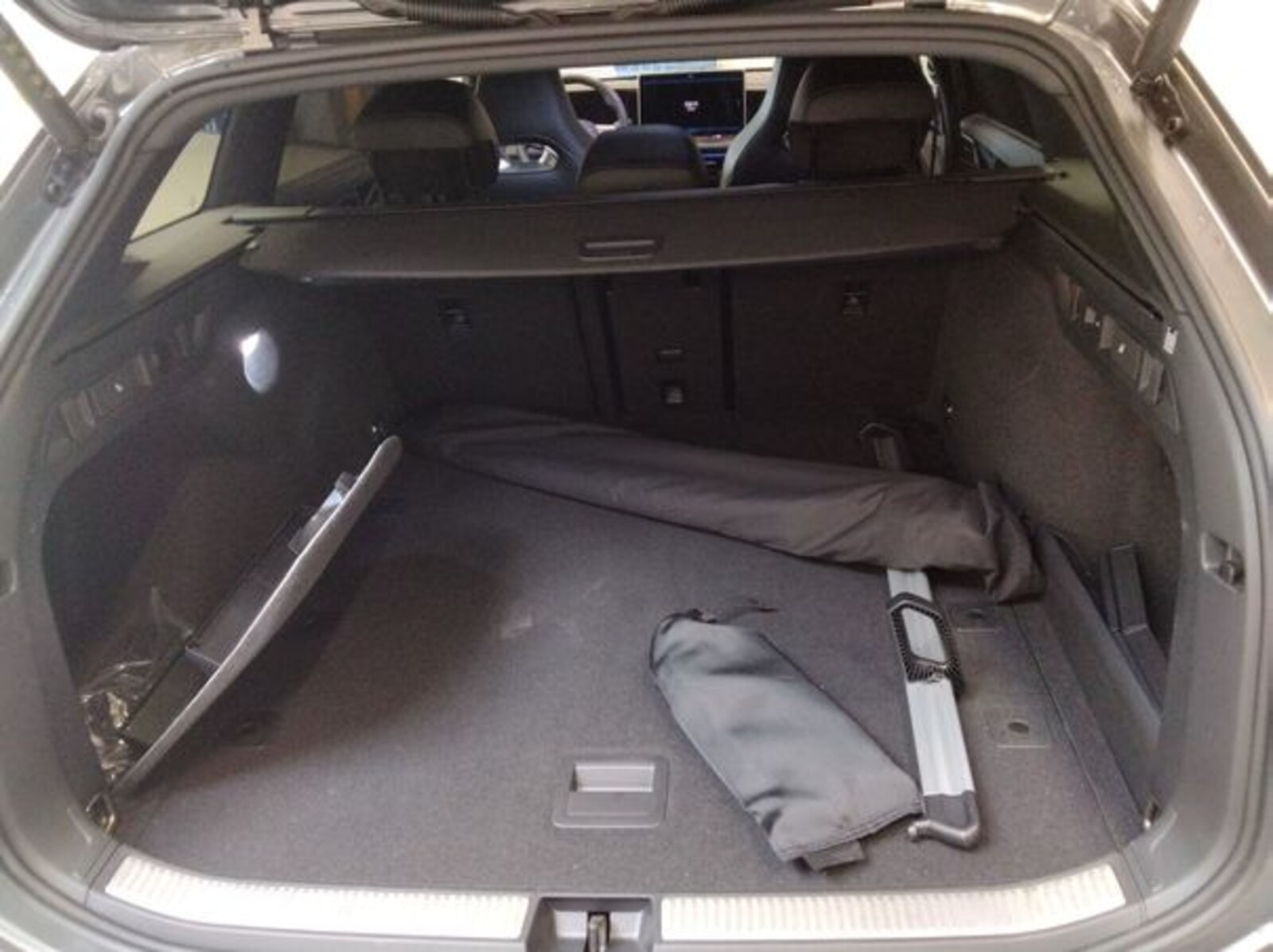Volkswagen Passat – Bild 8
