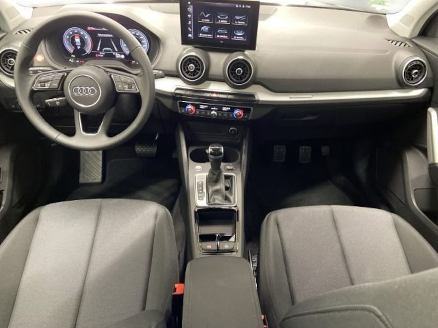 Bild über Audi Q2 advanced 35 TFSI S tronic - für weitere Informationen kontaktieren Sie den Audi Partner