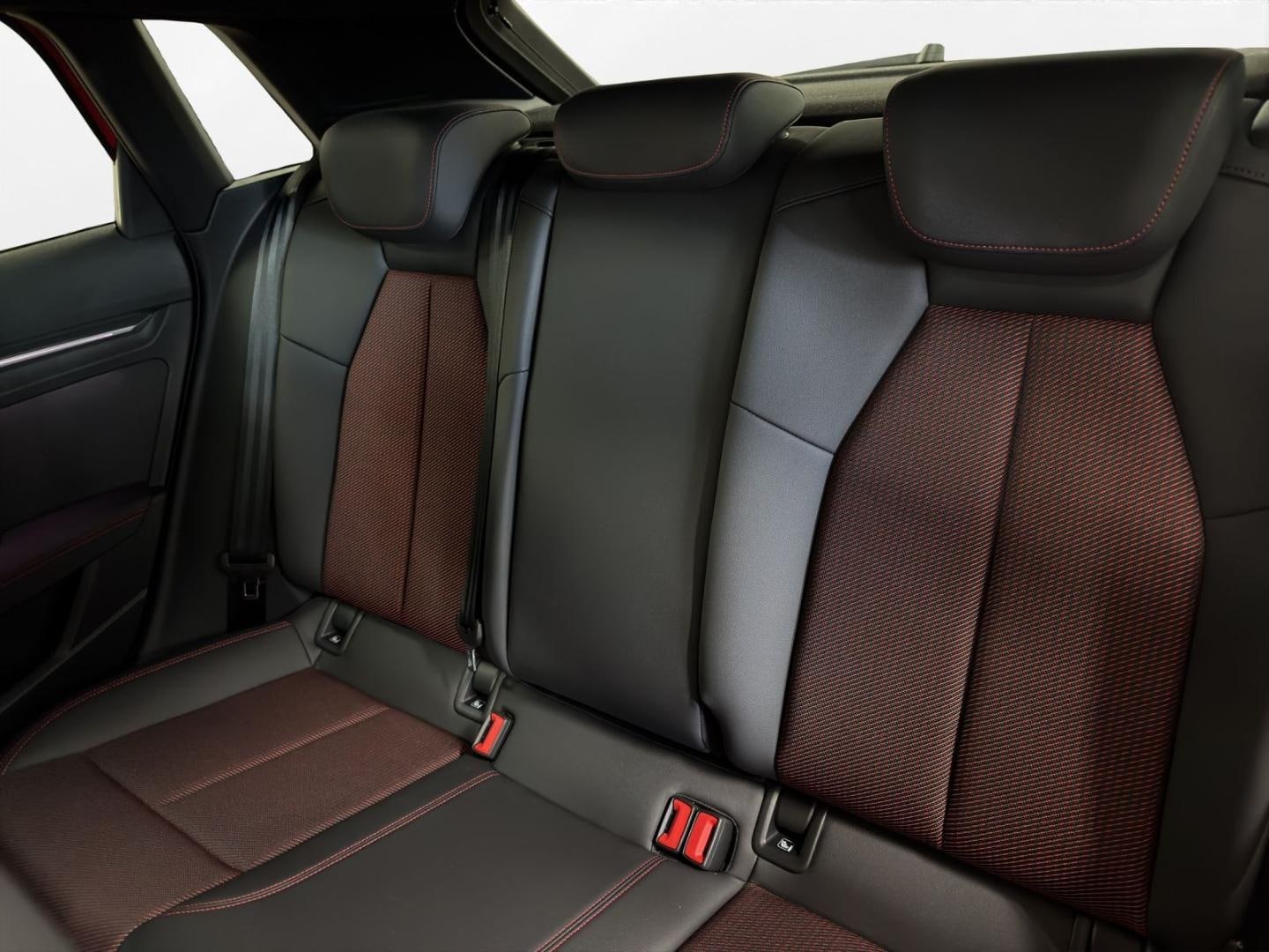 Bild über Audi A3 Sportback TDI S tronic - für weitere Informationen kontaktieren Sie den Audi Partner