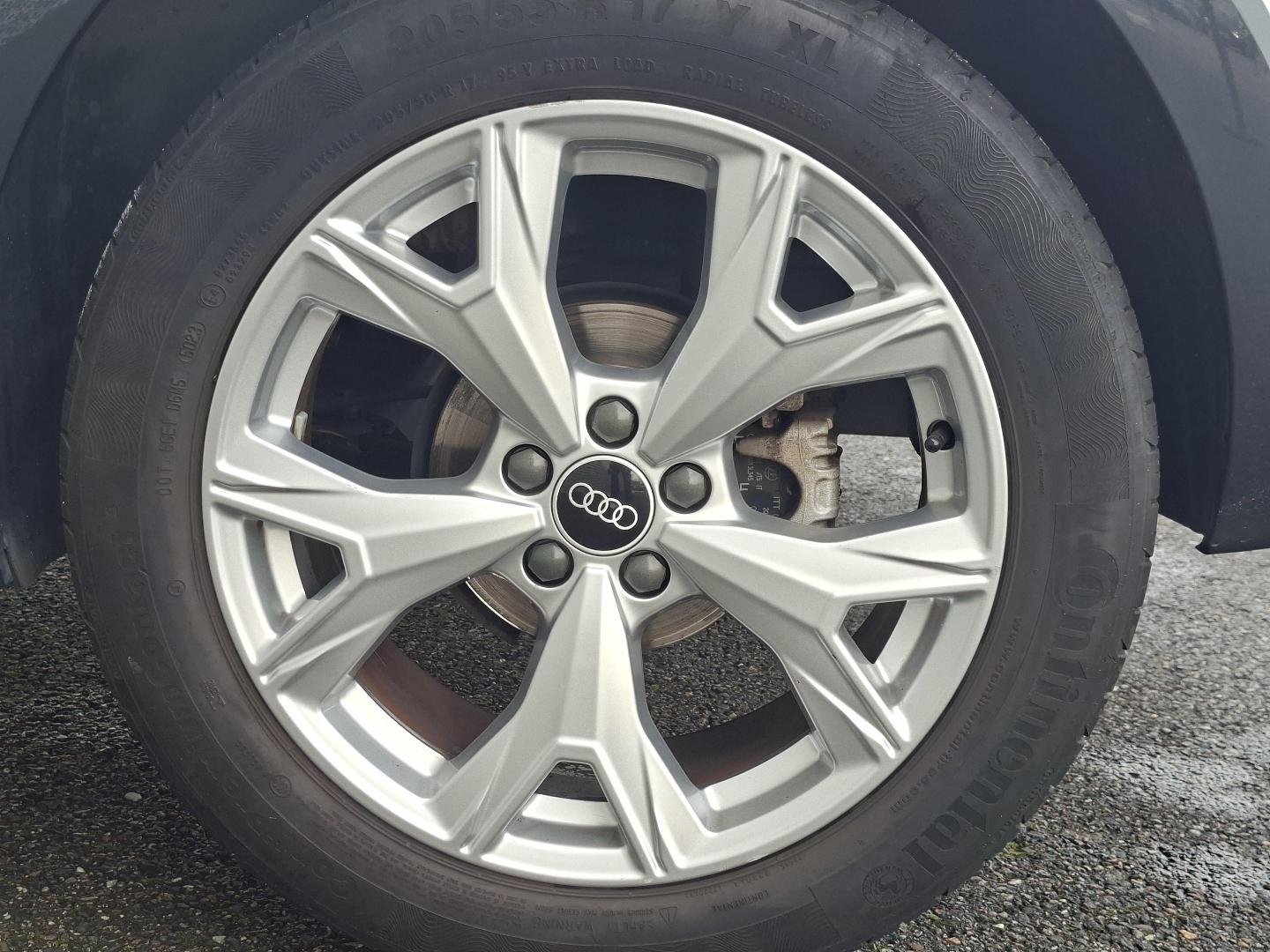 Image about Audi A1 citycarver Design Luxe 30 TFSI 81 kW (110 ch) S tronic