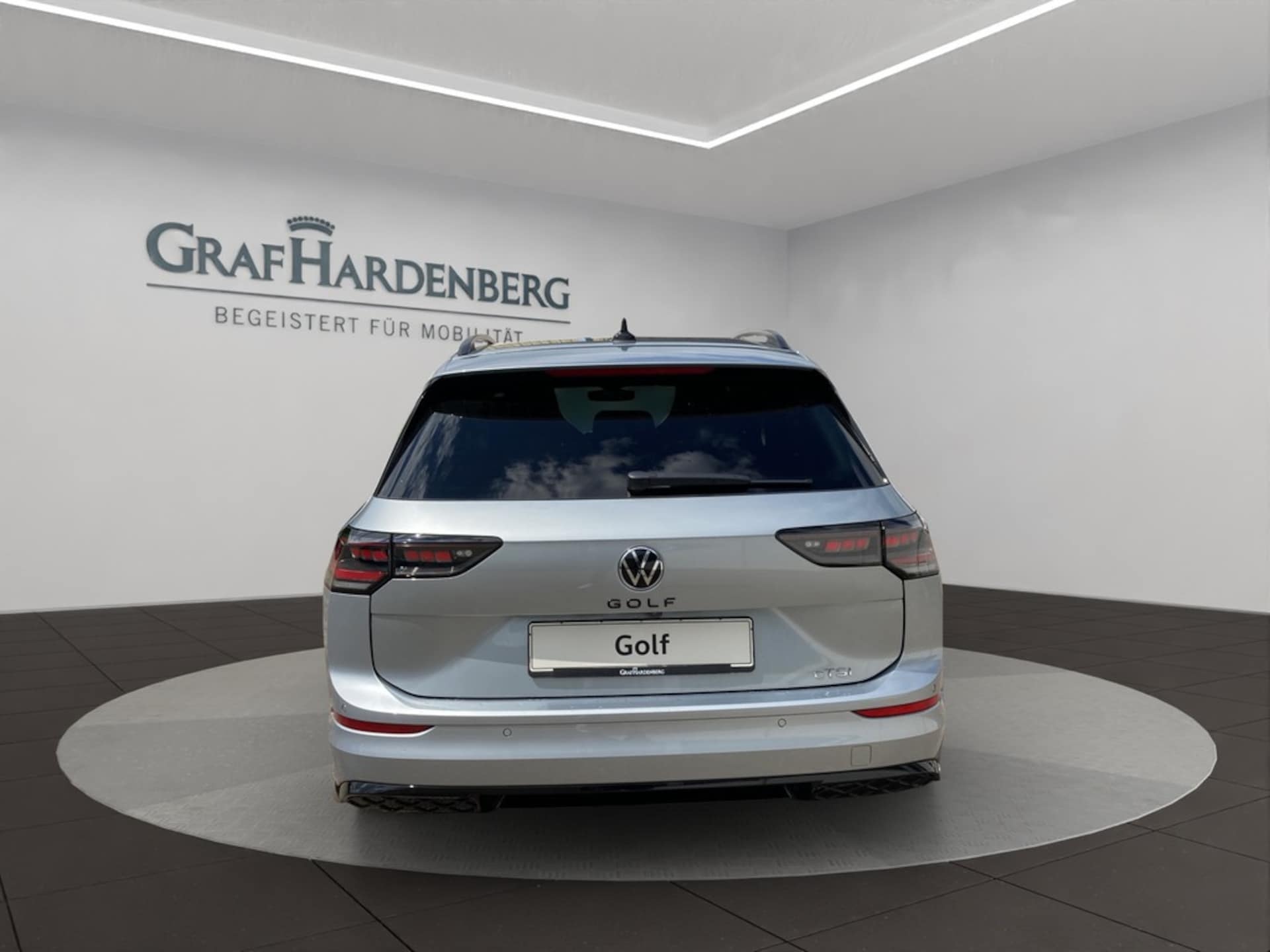 Volkswagen Golf Variant R-Line