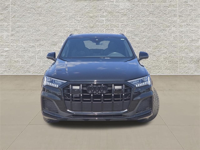 2023 Audi SQ7
