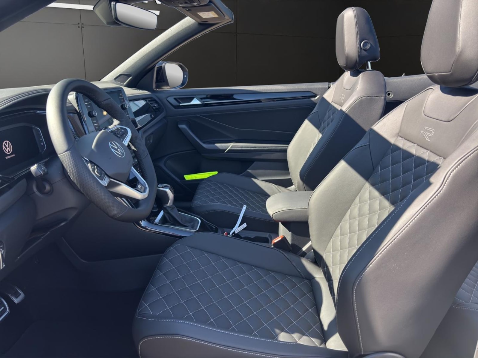 Volkswagen T-Roc Cabriolet – Bild 7