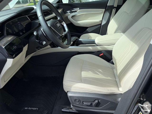 2024 Audi Q8 e-tron