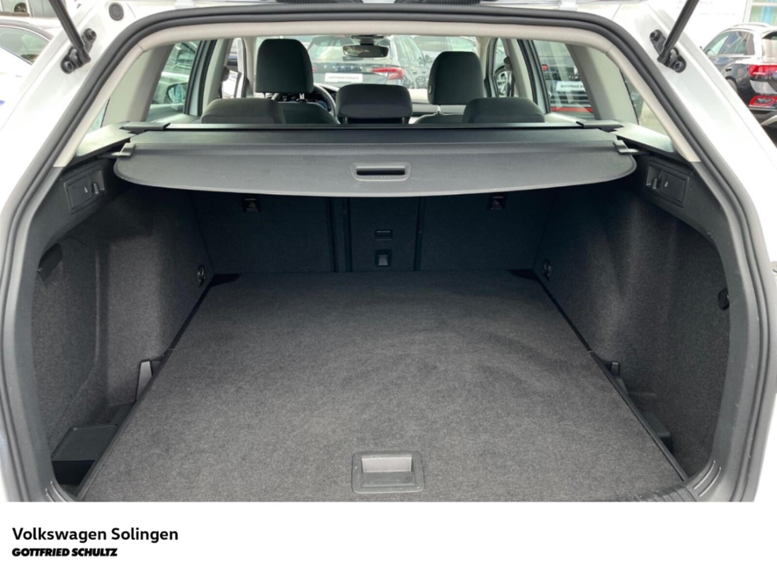 Volkswagen Golf Variant – Bild 7