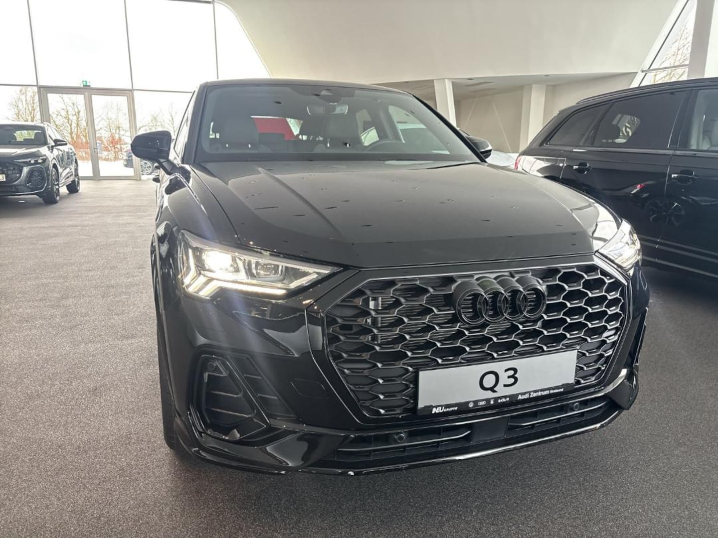 Bild über Audi Q3 Sportback S line 35 TFSI S tronic - für weitere Informationen kontaktieren Sie den Audi Partner