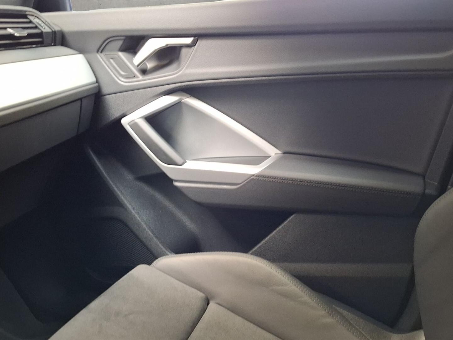 Bild über Audi Q3 Sportback S line 35 TDI S tronic - für weitere Informationen kontaktieren Sie den Audi Partner