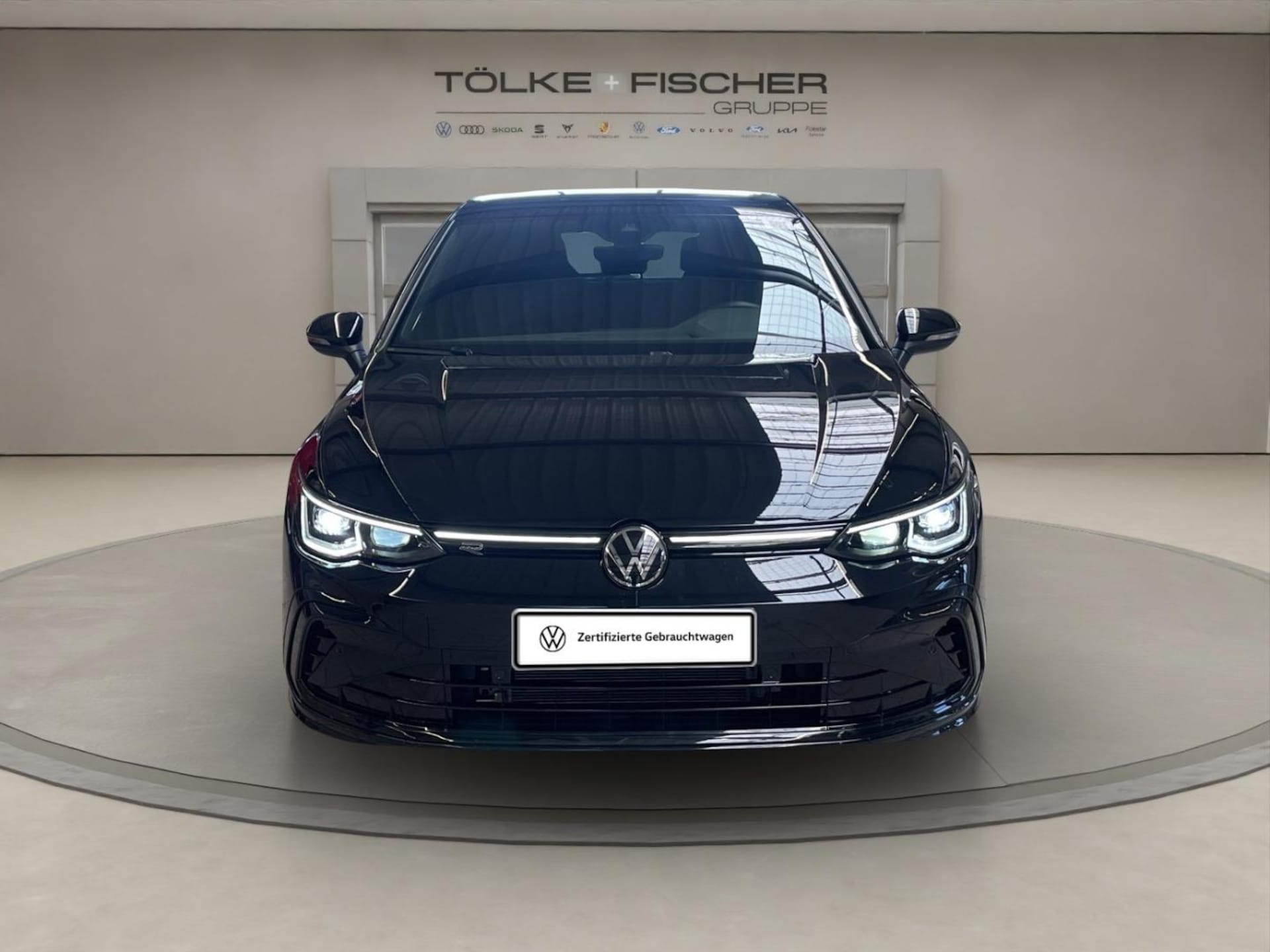 Volkswagen Golf R-Line