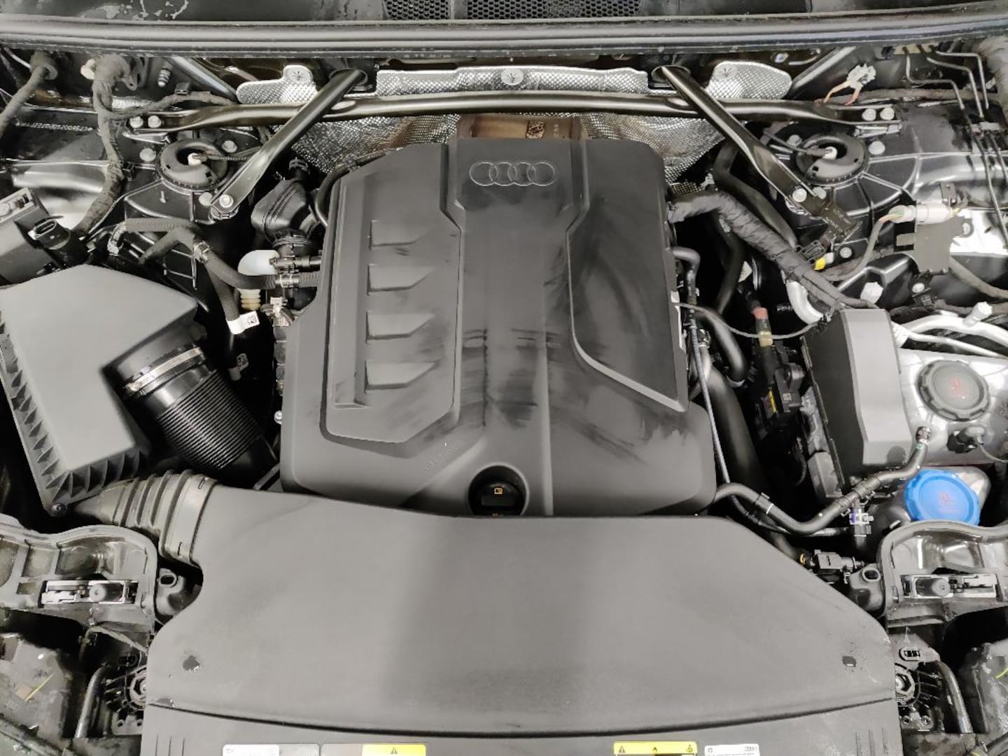 Bild über Audi Q5 SUV TFSI quattro 150 kW S tronic - für weitere Informationen kontaktieren Sie den Audi Partner