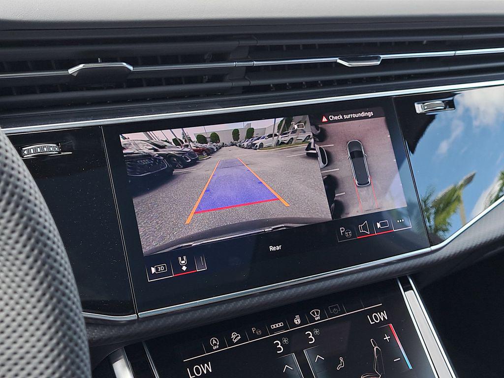 2026 Audi SQ7 Prestige - Photo 12