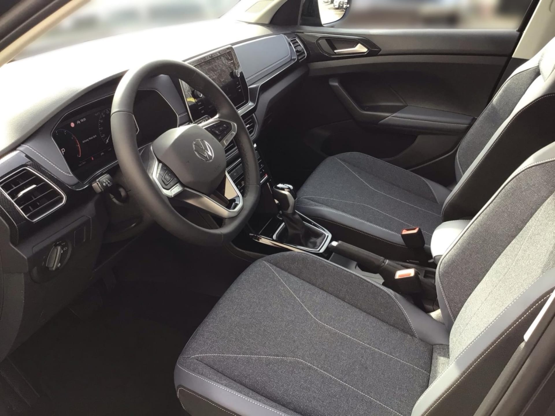 Volkswagen T-Cross Style