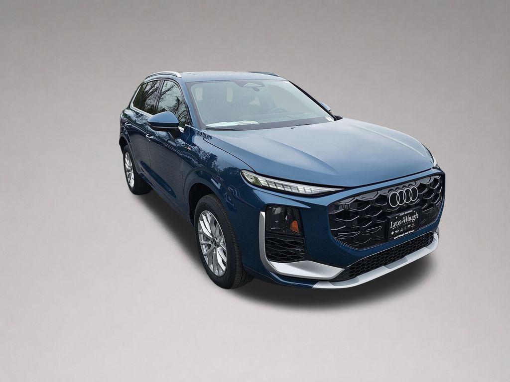 2026 Audi Q3 S line quattro's photo