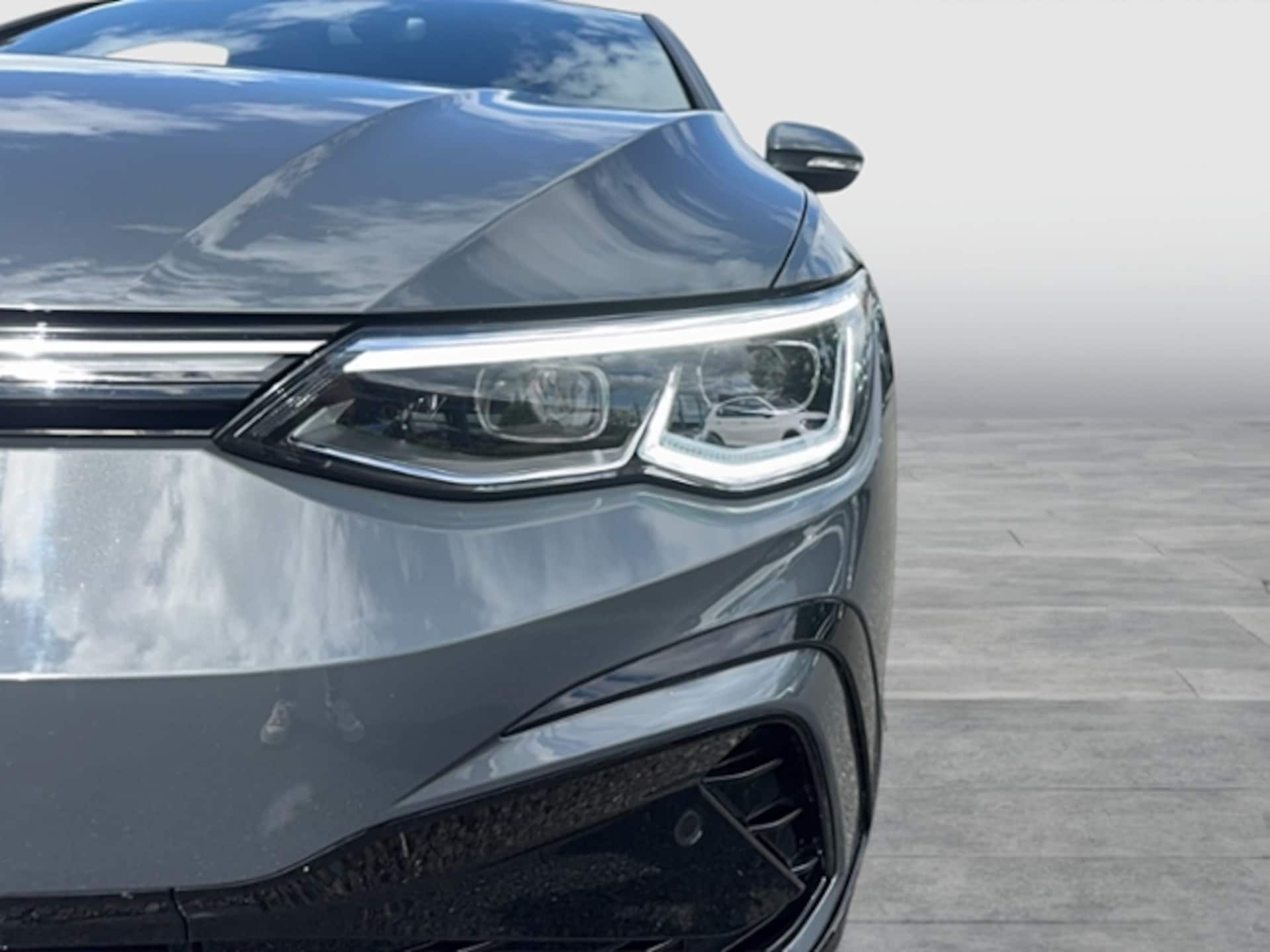 Volkswagen Golf Variant R-Line
