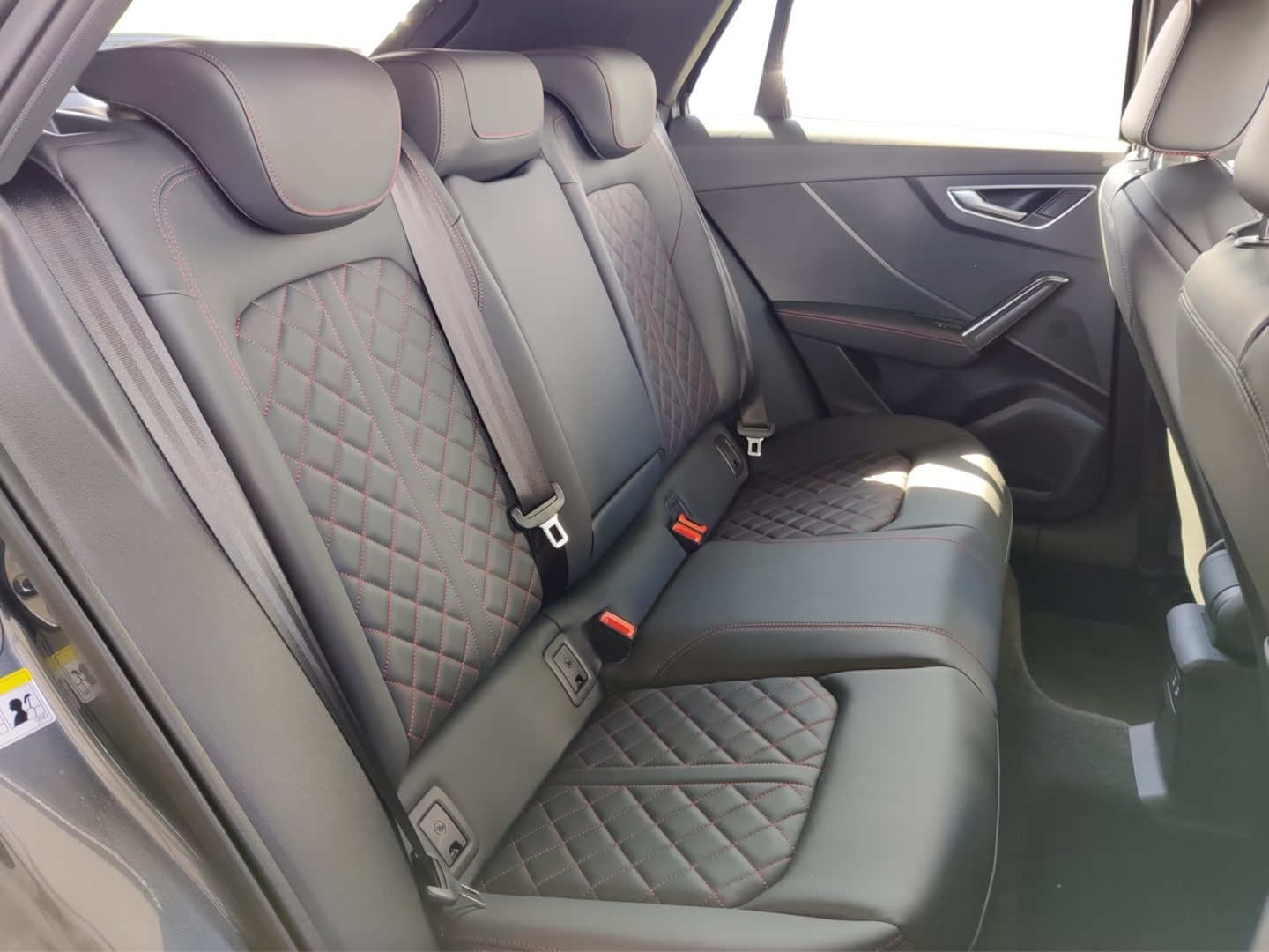 Bild über Audi Q2 S line 35 TFSI S tronic - für weitere Informationen kontaktieren Sie den Audi Partner