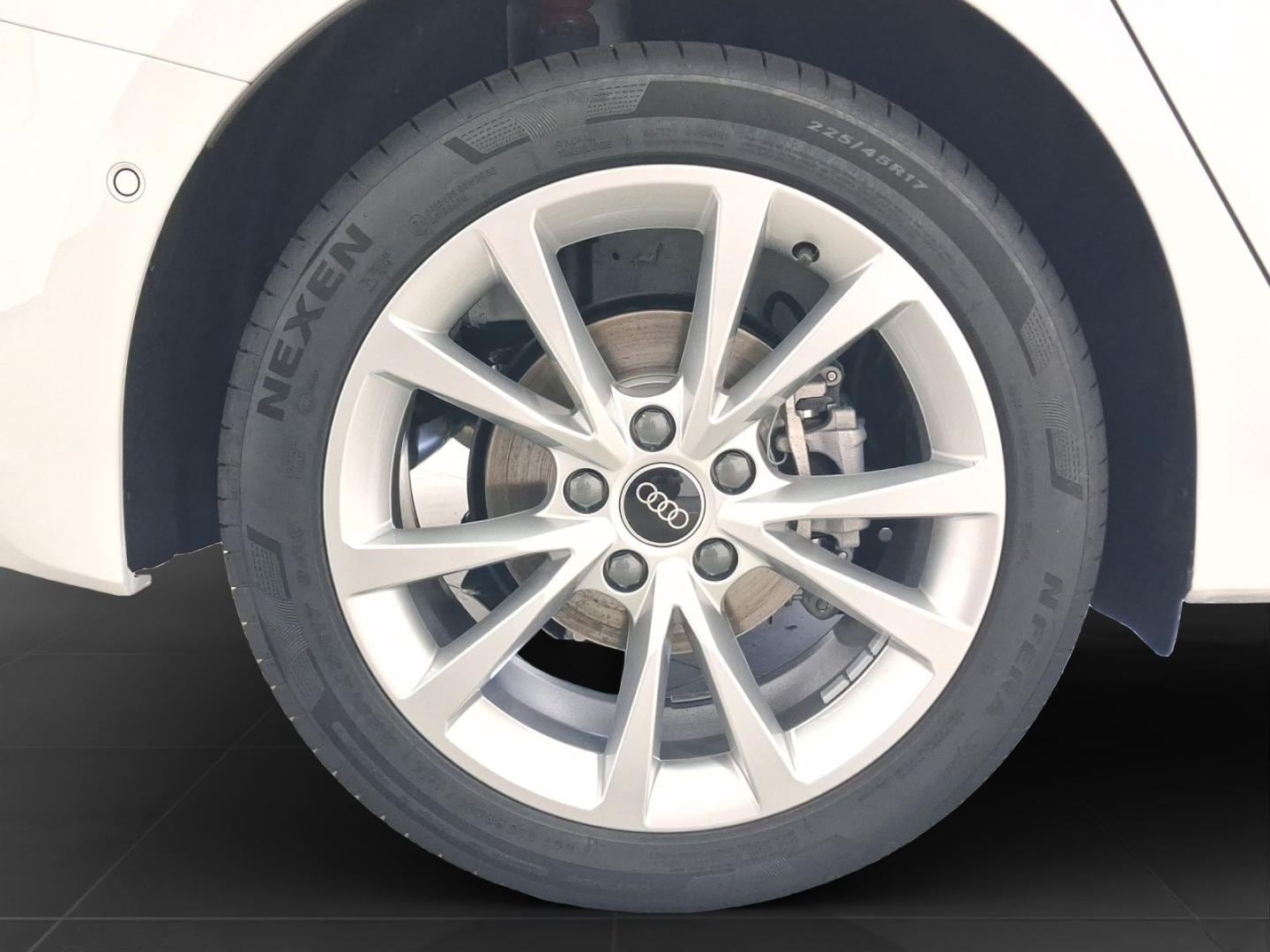 Bild über Audi A3 Sportback TFSI quattro S tronic - für weitere Informationen kontaktieren Sie den Audi Partner